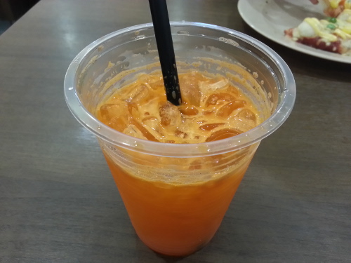 Fresh orange + carrot