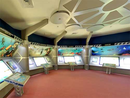 Pameran dalam Muzium Maritim.