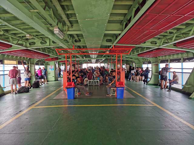 Bahagian penumpang feri Penang