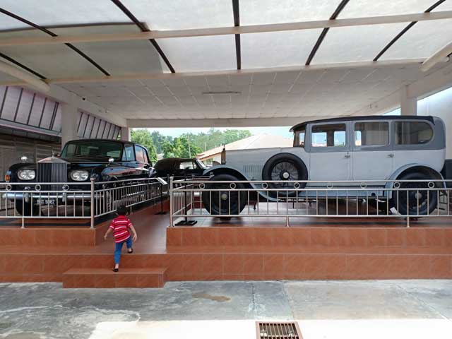 Kereta antik buatan England