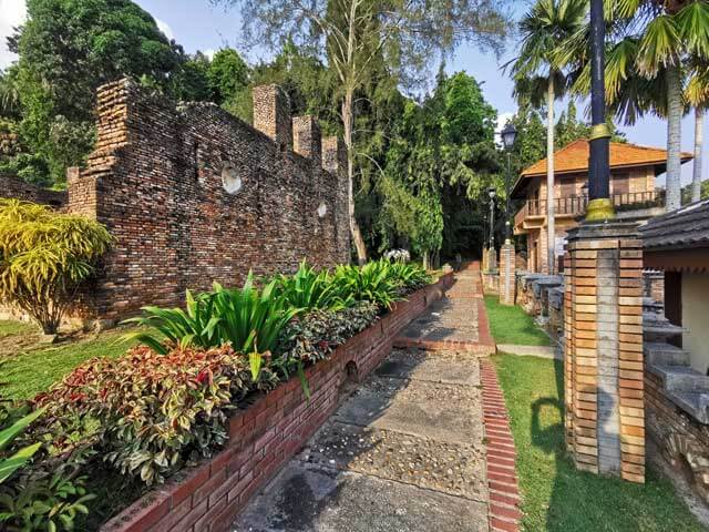 Laluan tepi Kota Belanda