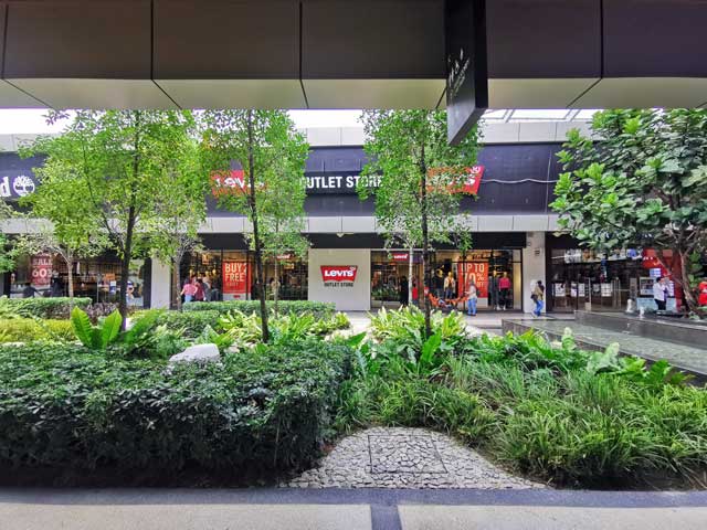 Levi's outlet