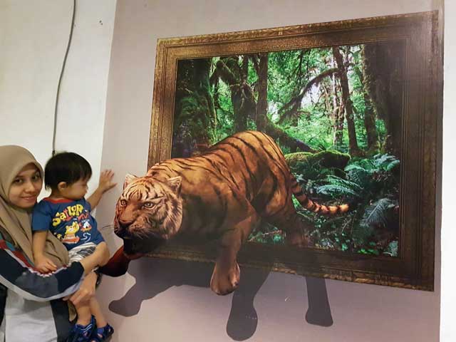 Lost World Tunnel