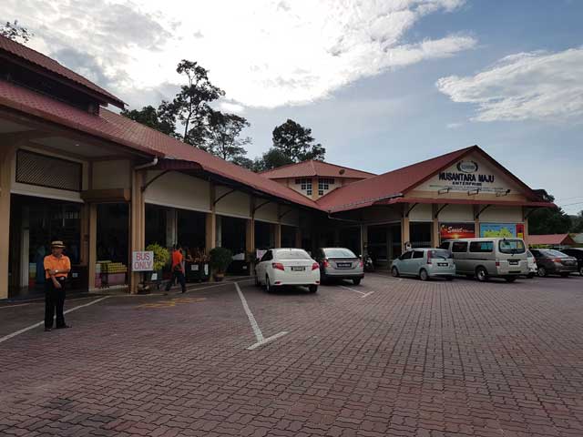 Tempat letak kereta
