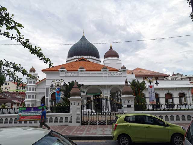 Pandangan sisi Masjid Kapitan Keling