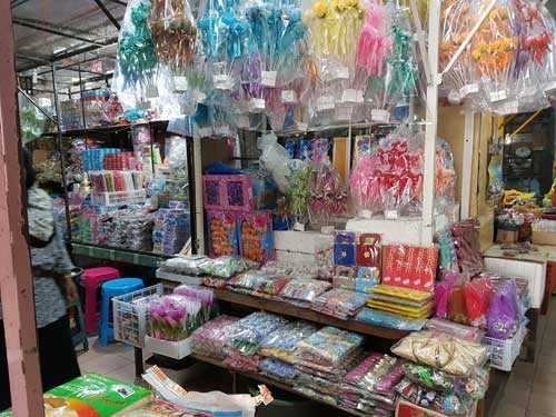 Barangan perkahwinan.