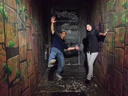 Lorong yang menyeramkan.