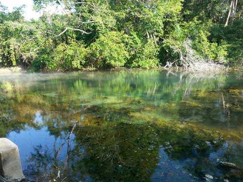 Kolam air panas Ara Panjang